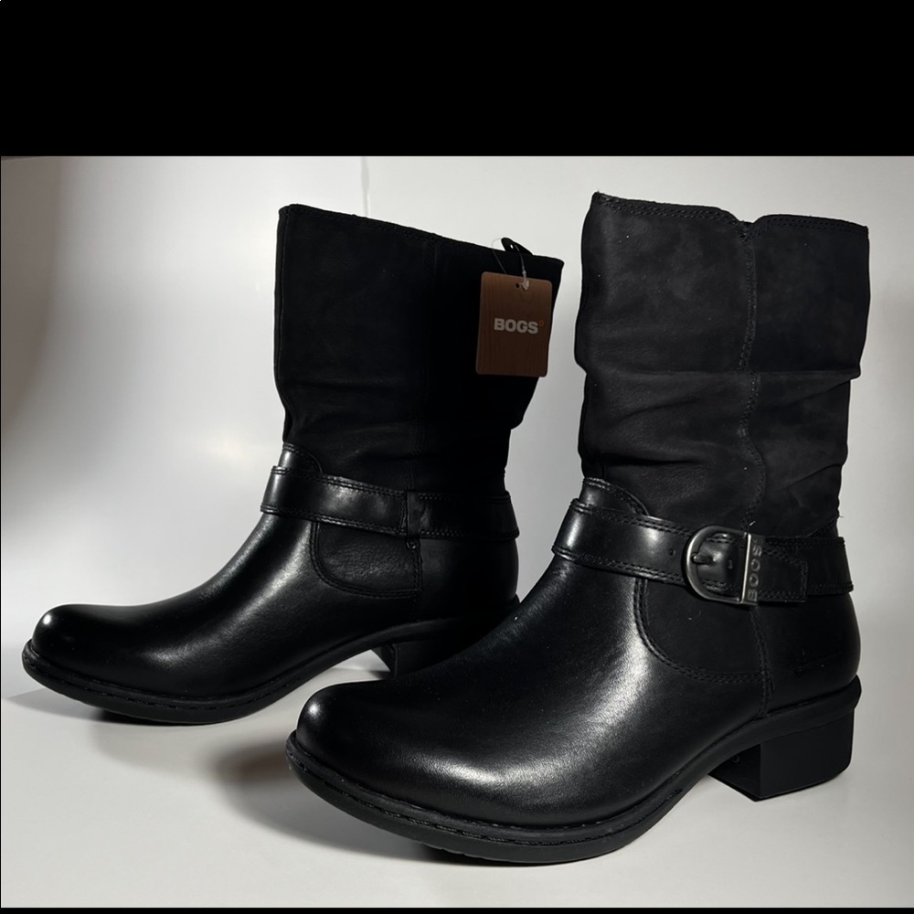 Bogs Carly Mid Black boot size 7, 38 women’s